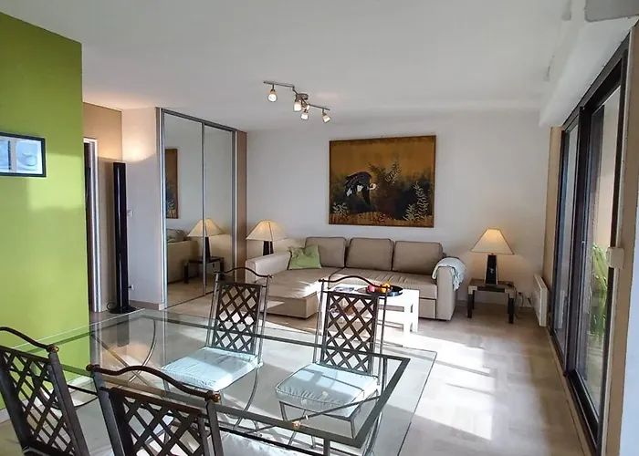 Bright With Sea View In Saint-raphael Apartment